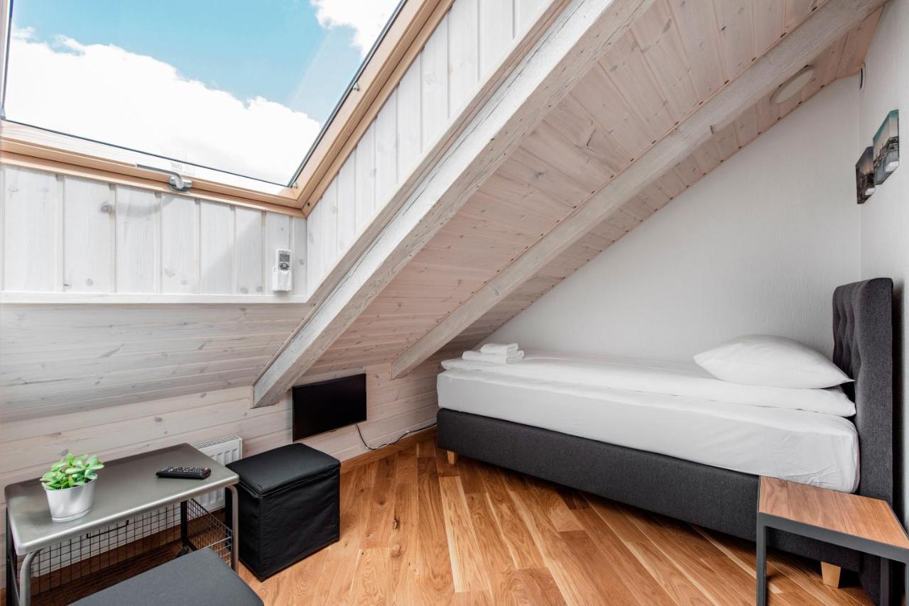 Small Attic Rooms In Kaunas Old Town Extérieur photo